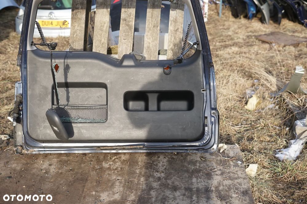 Klapa bagażnika tył Honda CR-V II - 11
