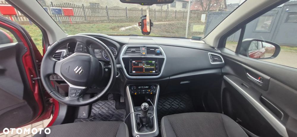 Suzuki SX4 S-Cross 1.0 T Comfort - 11