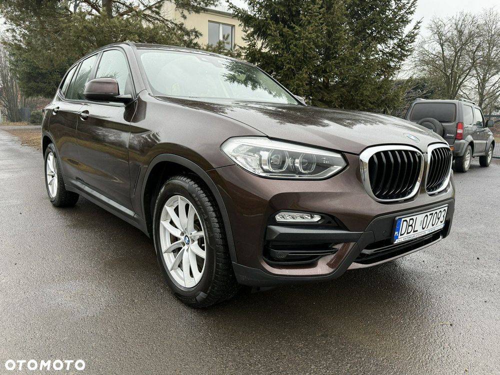 BMW X3 xDrive20i Advantage - 22