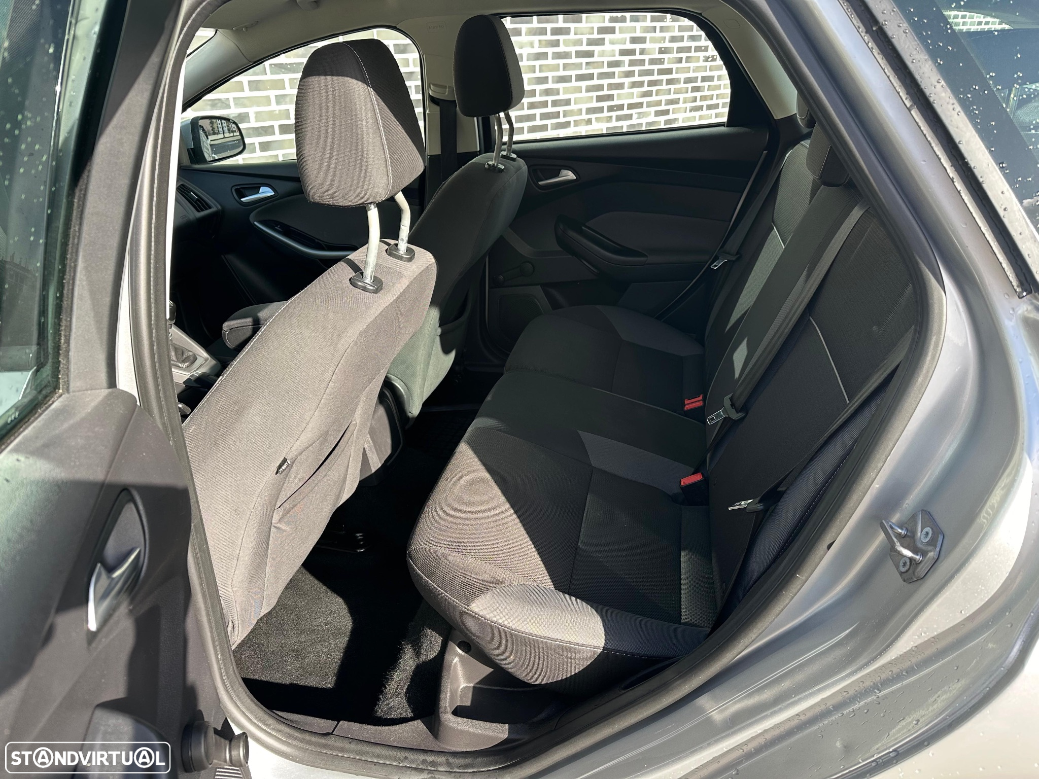 Ford Focus SW 1.6 TDCi ECOnetic 88g S&S Titanium - 16