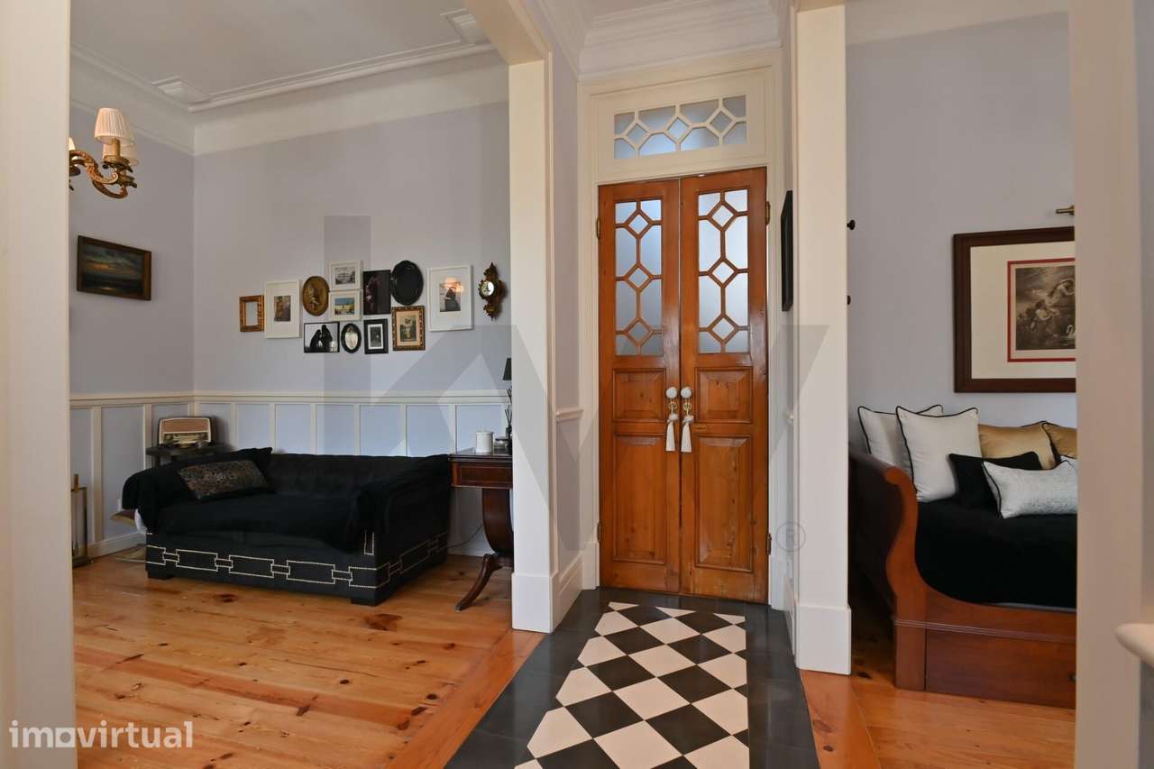 Moradia de Charme e Única em Algés - Moradia I 2 Suites I Vista Rio - Grande imagem: 2/37