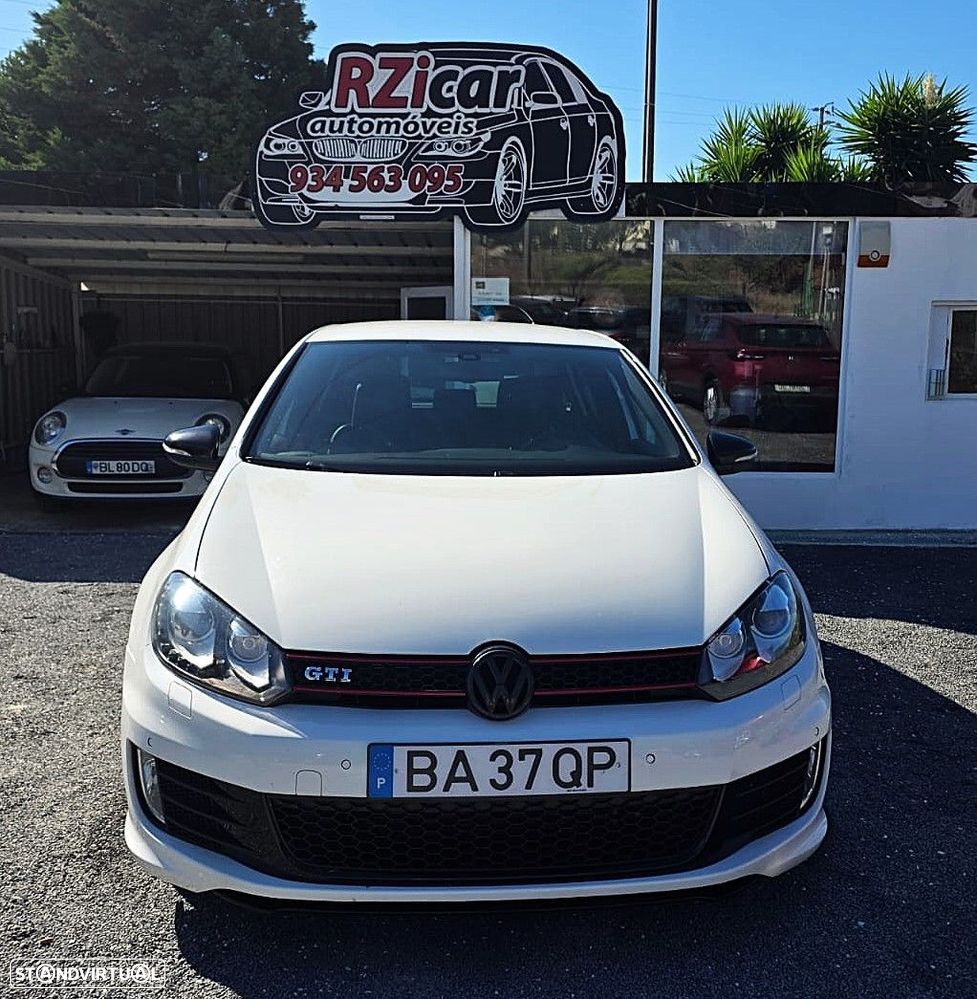 VW Golf 2.0 TSi GTI EDITION 35 DSG - 2