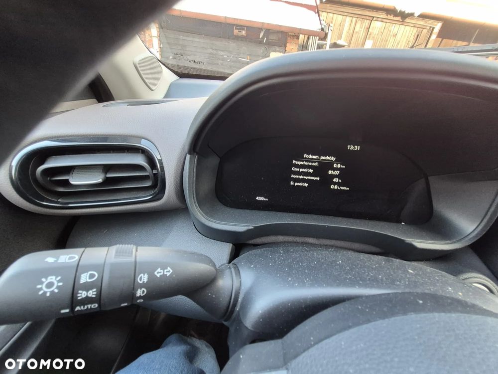 Toyota Yaris Cross - 3