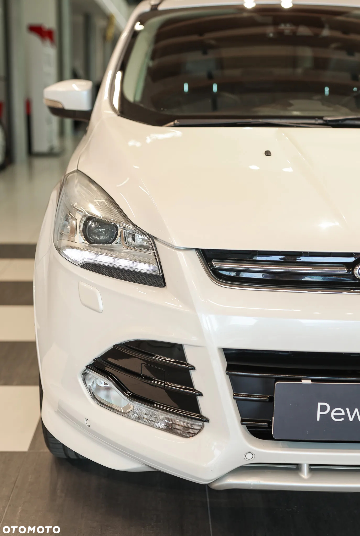 Ford Kuga 1.5 EcoBoost 4WD Titanium - 9