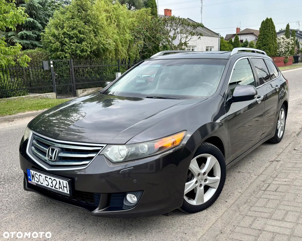 Honda Accord 2.2d Executive Nav - 1