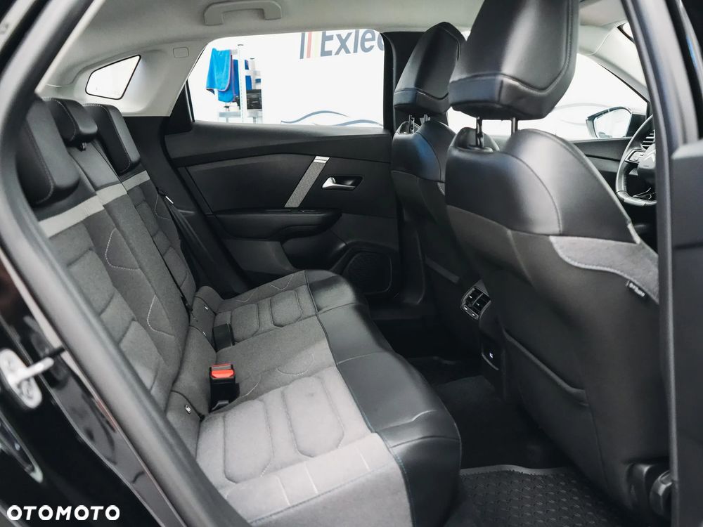 Citroën C4X PureTech 130 Stop&Start EAT8 FEEL PACK - 30
