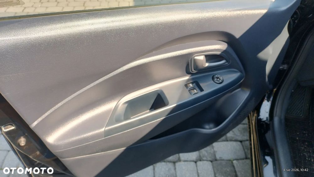 Kia Rio 1.2 Dream Team Edition - 8