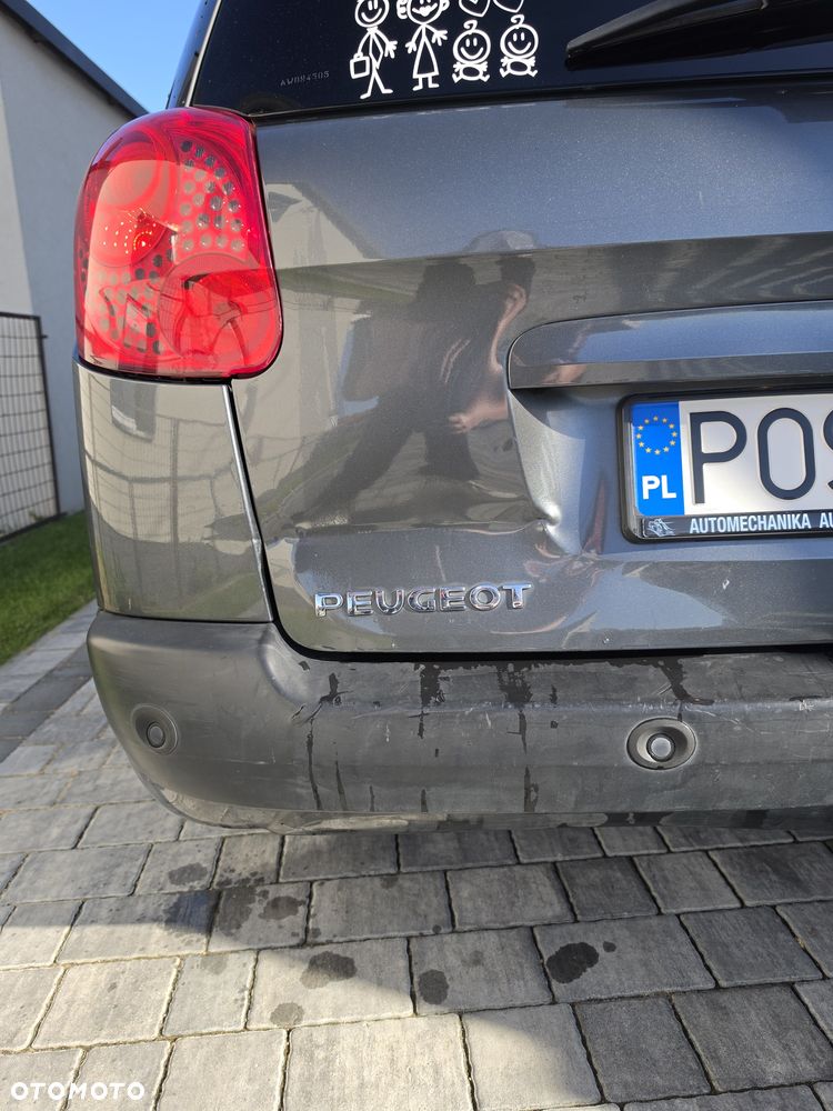 Peugeot 207 - 6