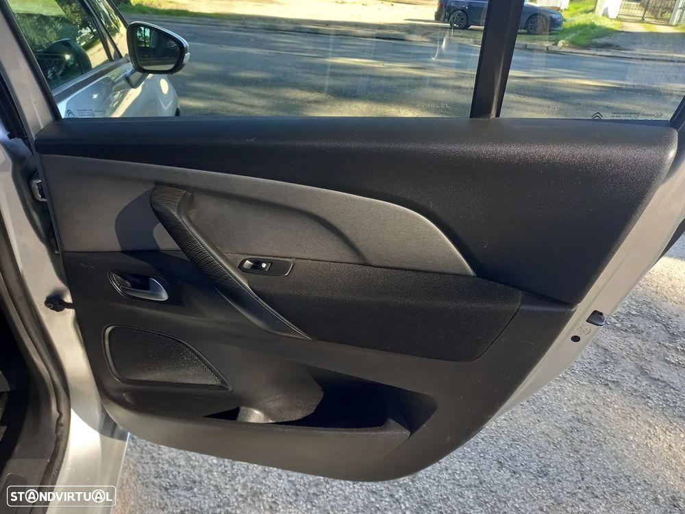 Citroën C4 Picasso - 22