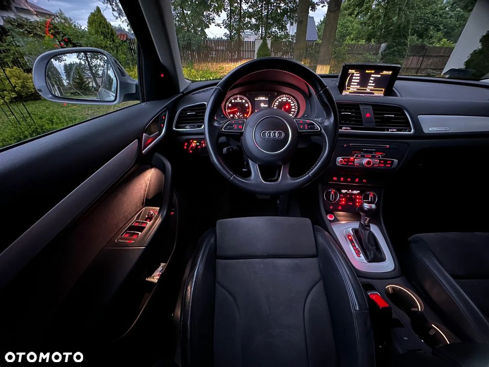 Audi Q3 2.0 TFSI Quattro Design S tronic - 24