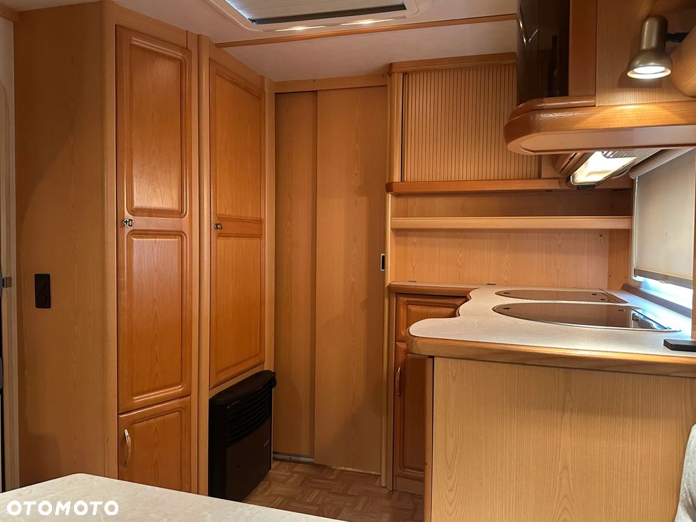 Fendt 510 PLATIN  z przedsionkiem Isabella. DMC 1500kg. RATY !!! - 17