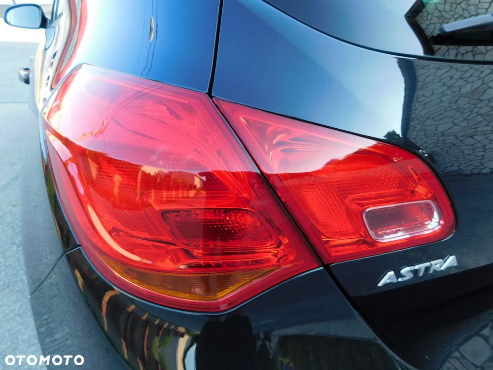 Opel Astra 1.4 Turbo Innovation - 20