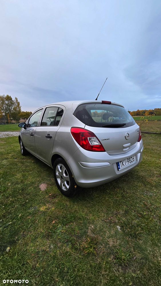 Opel Corsa - 4