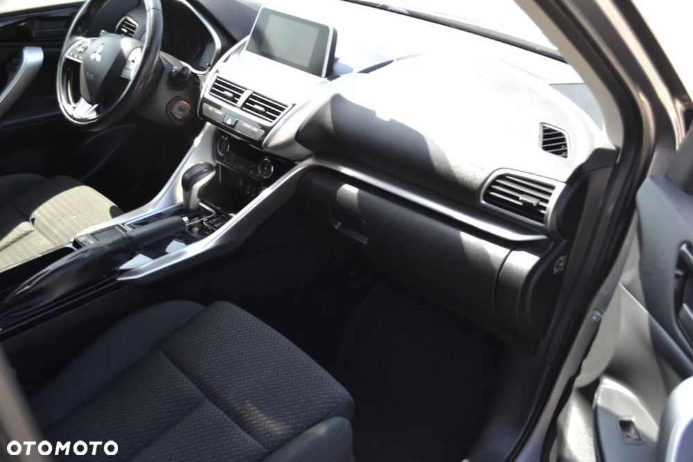 Mitsubishi Eclipse Cross 1.5 T-MIVEC (ClearTec) CVT 2WD Active - 11