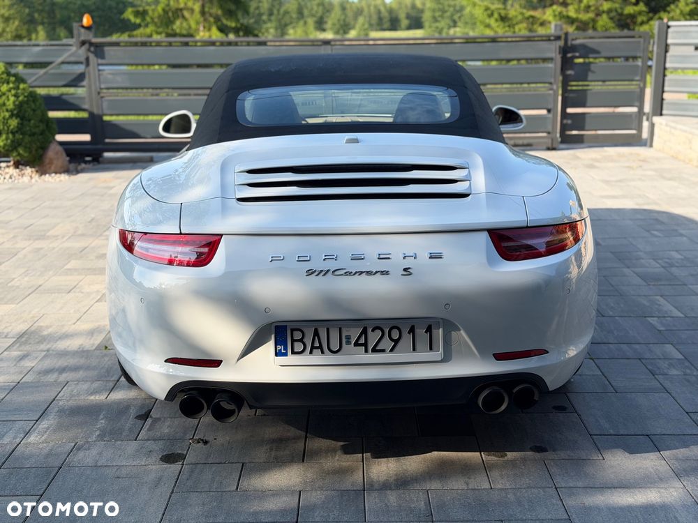 Porsche 911 Carrera S - 6