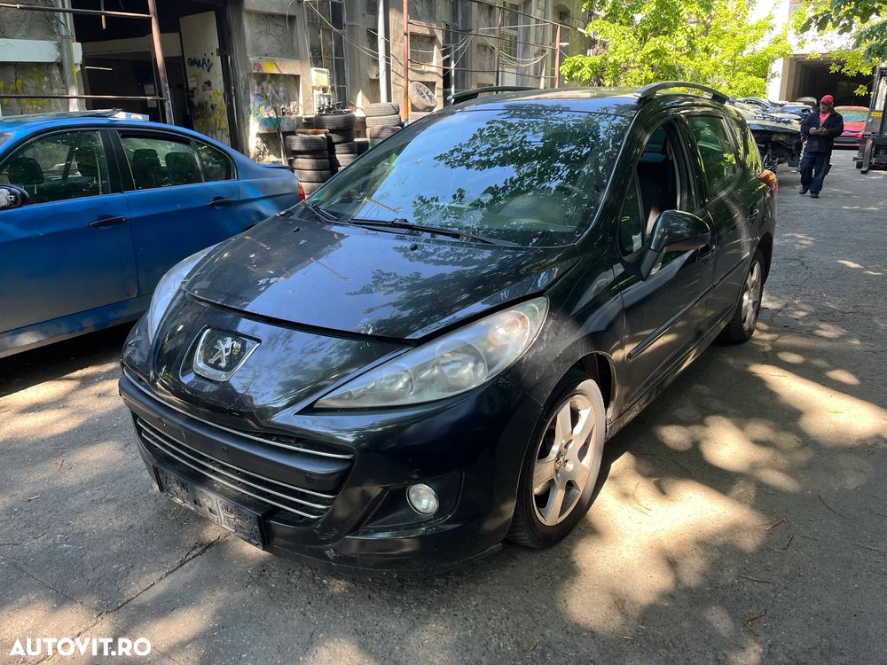 Dezmembrez Peugeot 207 SW 1,6 benzina 88KW 120cp 5F01 2010 break - 2