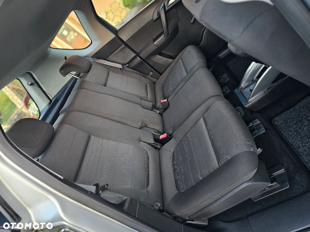 Ford Focus 1.8 FF Trend - 8