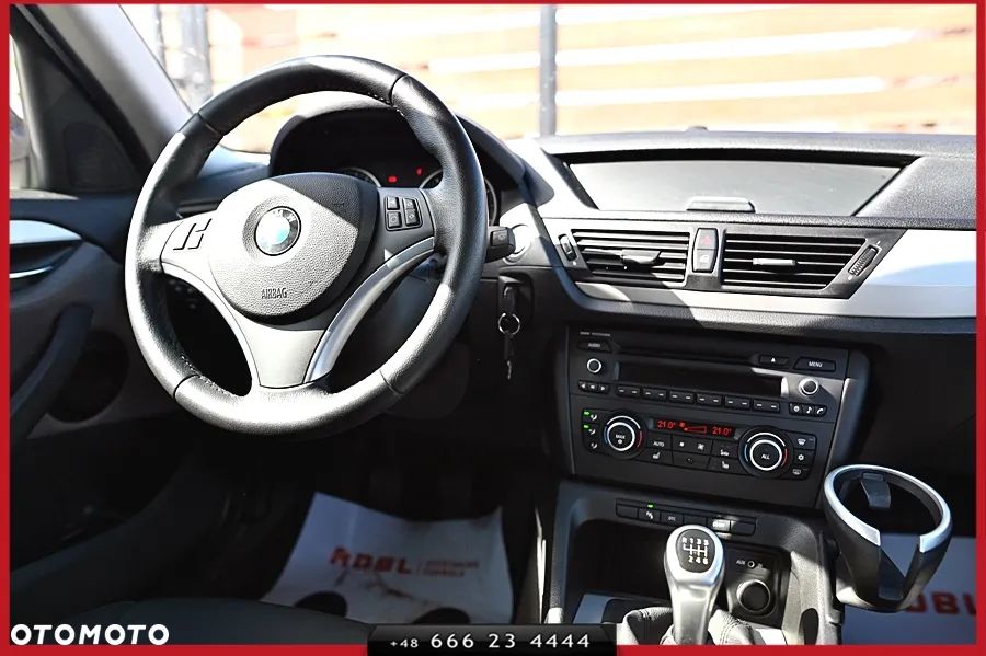 BMW X1 sDrive18d xLine - 19
