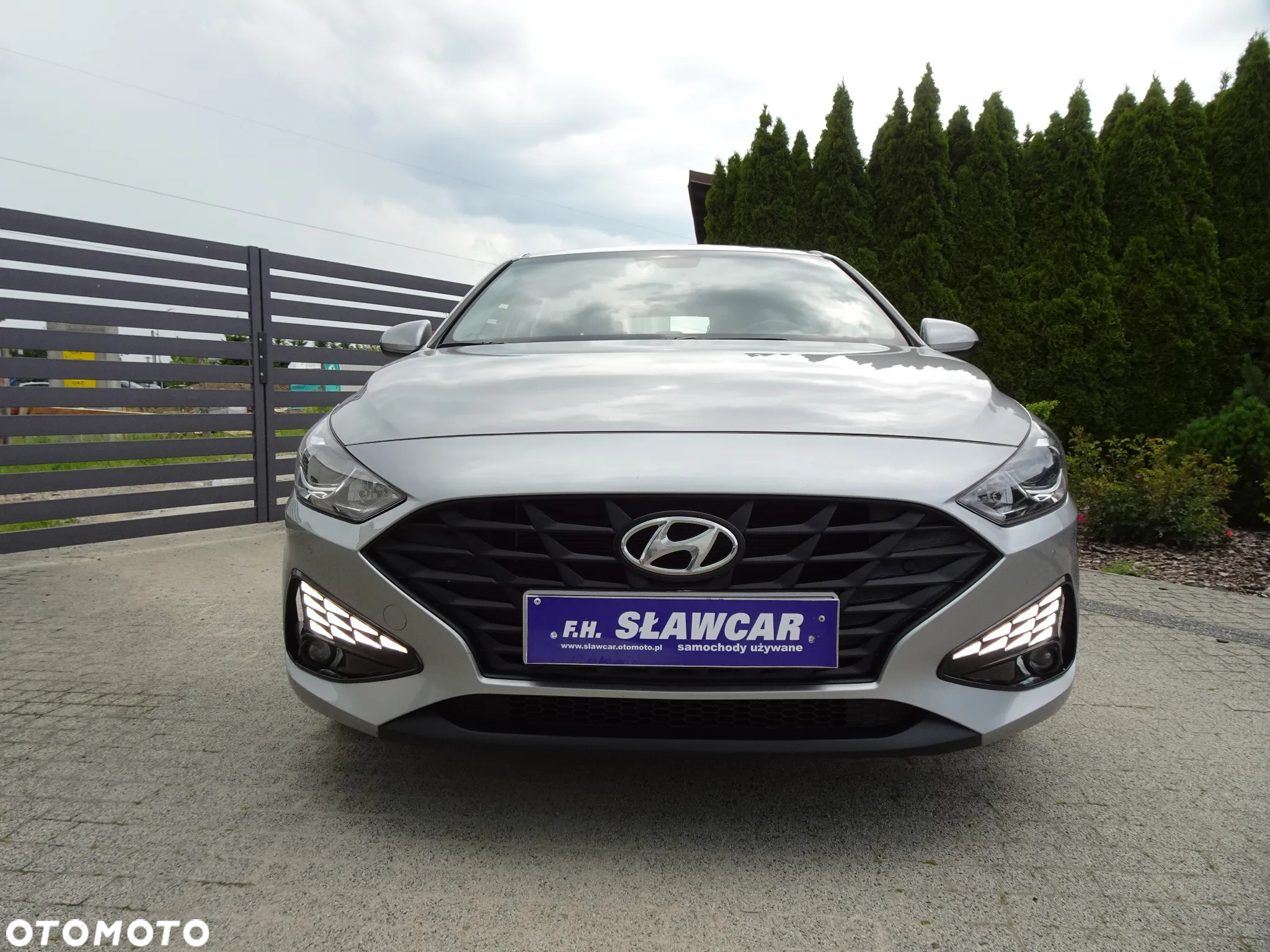 Hyundai i30 1.5 DPI Classic + - 9