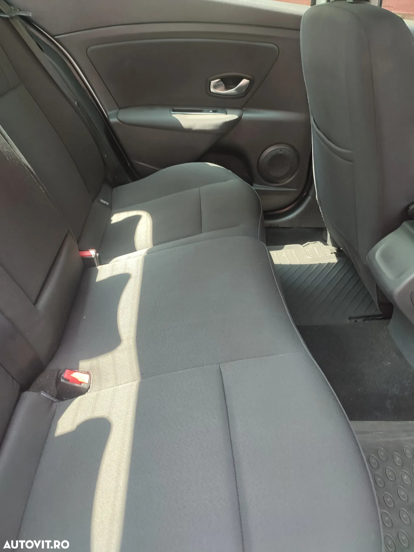 Renault Fluence - 11