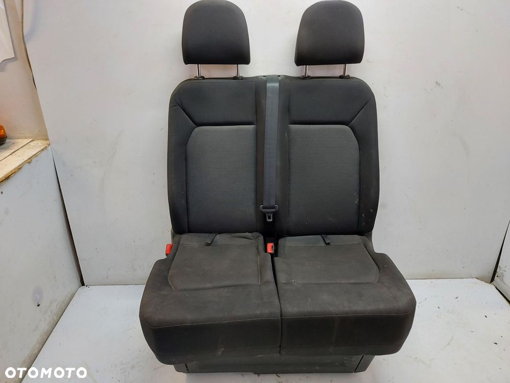 MAN TGE Crafter II Fotele kanapa UK RHD - 1