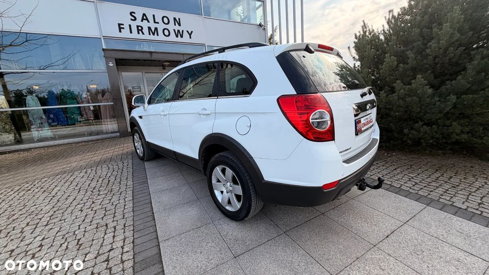 Chevrolet Captiva 2.4 AWD LT+ - 19