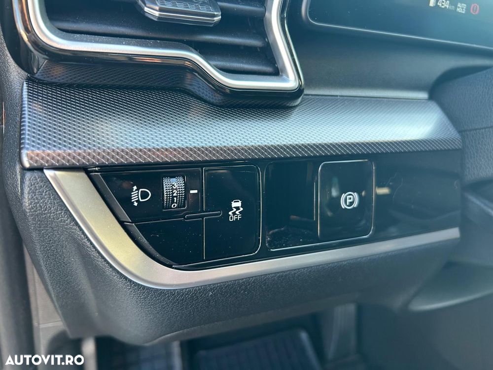 Kia Sportage 1.6 T-GDI 7DCT HP 4x4 MHEV Style - 15