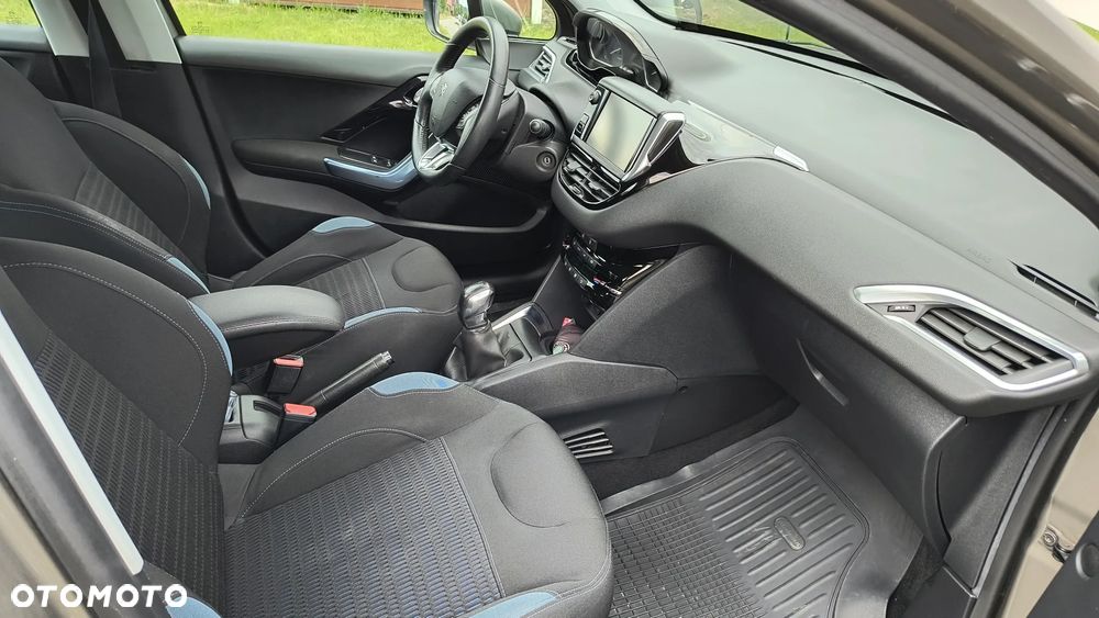 Peugeot 208 1.6 e-HDi Active STT - 11