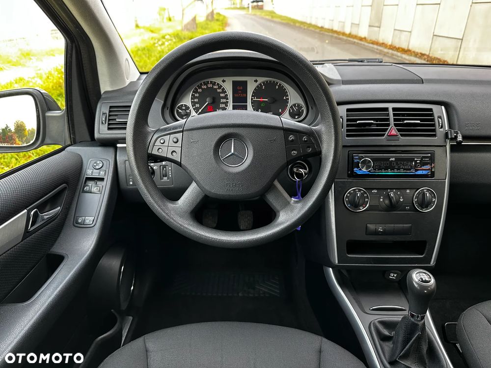 Mercedes-Benz Klasa B 180 CDI DPF - 20
