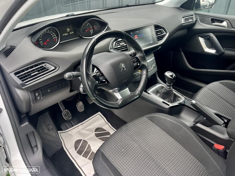 Peugeot 308 1.5 BlueHDi Business Line - 21
