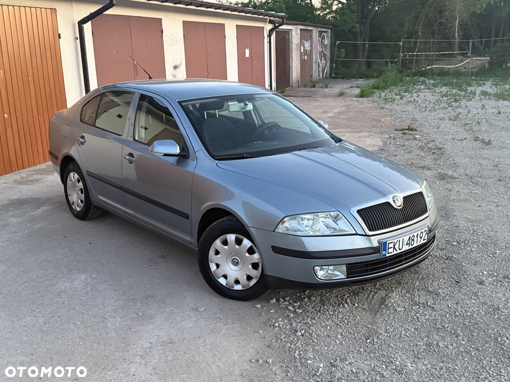 Skoda Octavia 1.6 Style - 9