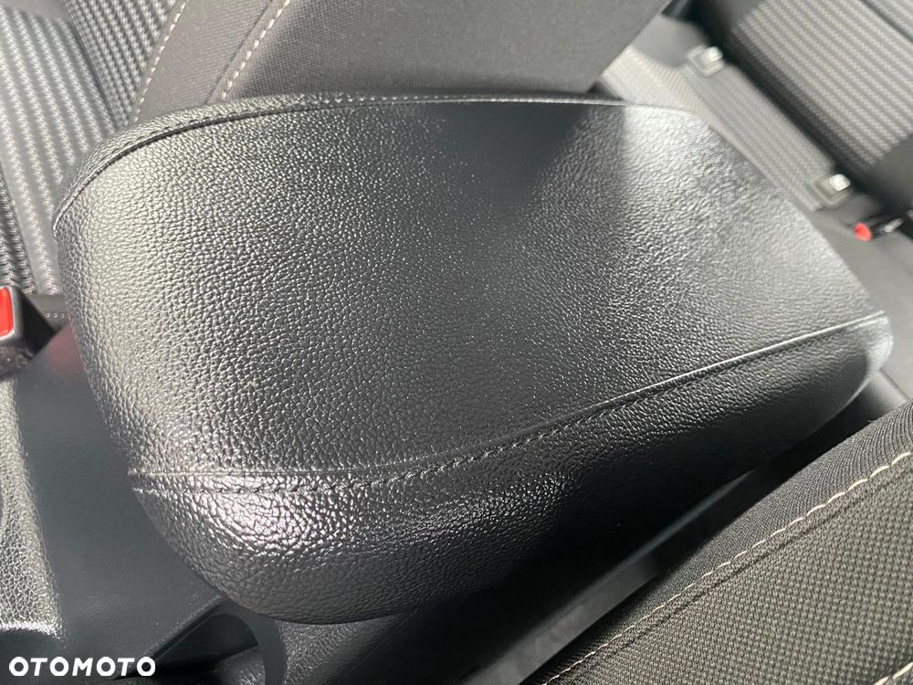 Kia Ceed 1.0 T-GDI Business Line Plus - 38