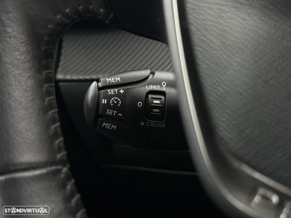 Peugeot 208 1.2 PureTech Active - 9