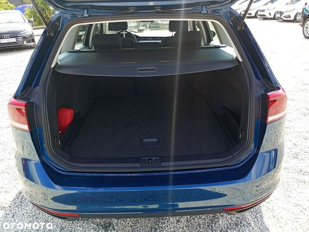 Volkswagen Passat Variant 2.0 TDI EVO Essence - 31