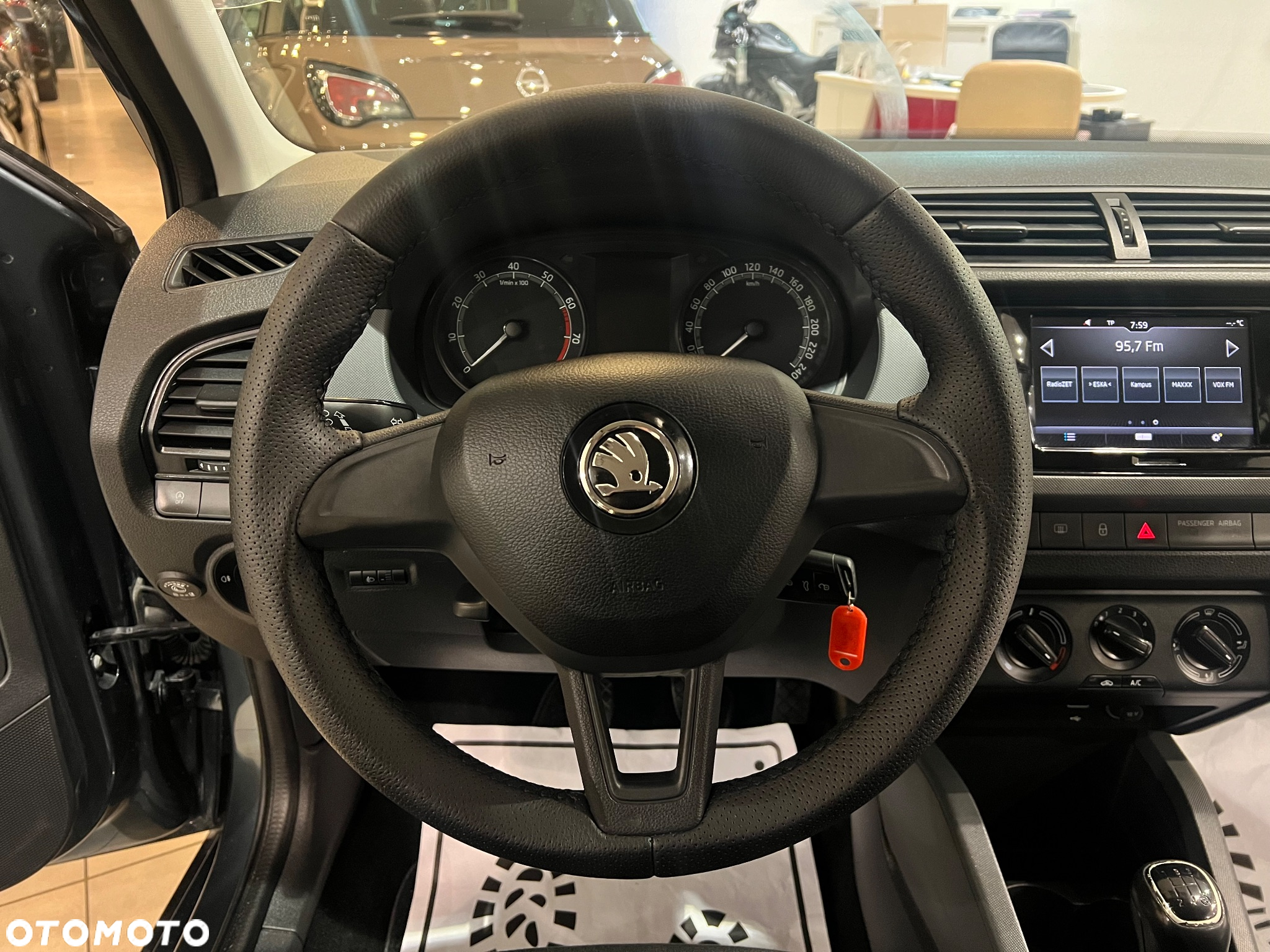 Skoda Fabia 1.0 Edition - 28