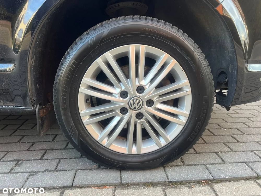 Volkswagen Caravelle - 26
