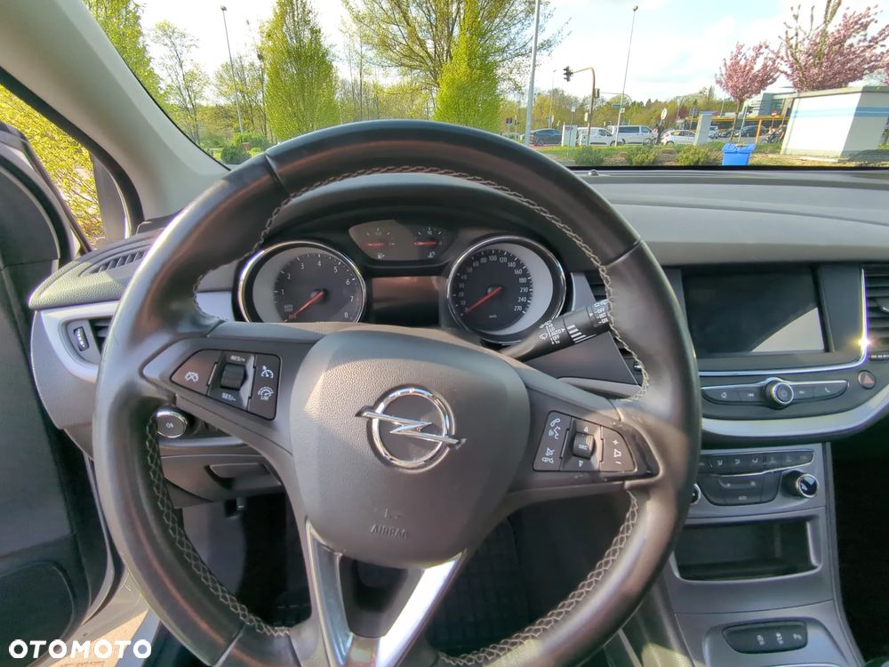 Opel Astra 1.2 T S&S - 10