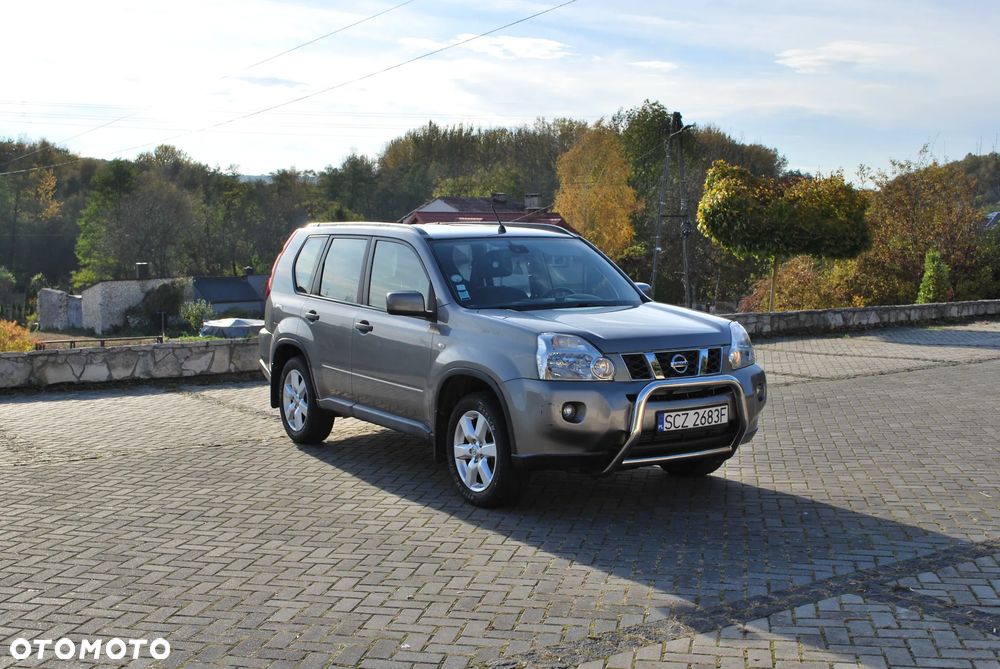 Nissan X-Trail 2.0 dCi 4x4 DPF LE - 10