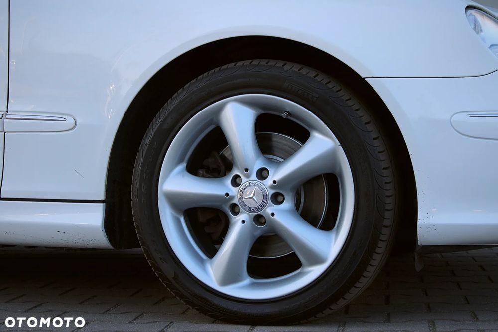 Mercedes-Benz CLK 320 Elegance - 12