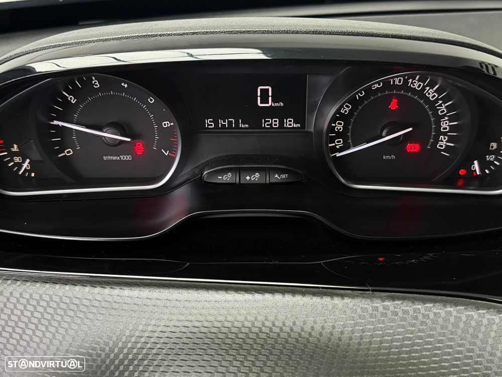 Peugeot 2008 1.2 PureTech Style - 15