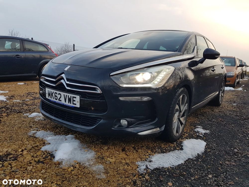Citroën DS5 2.0 HDi SportChic - 1