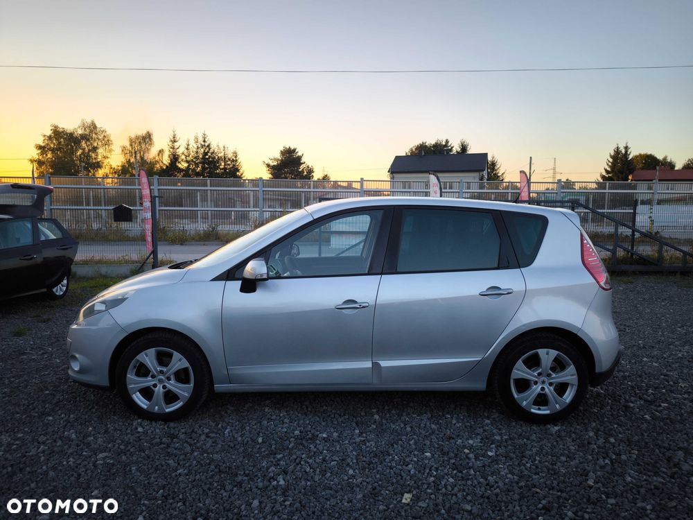 Renault Scenic - 8