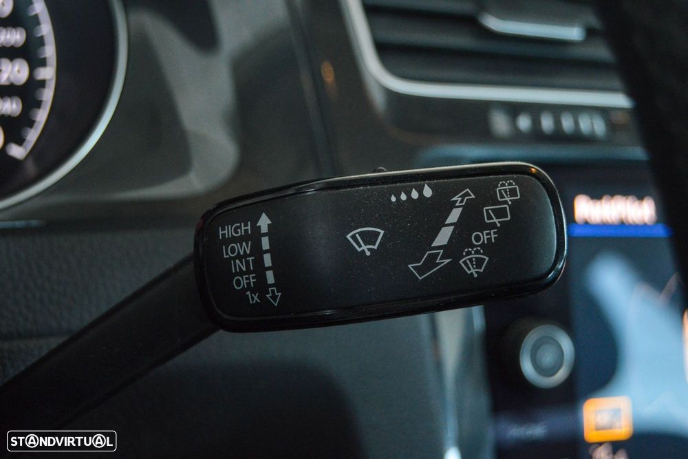 VW Golf 1.6 TDI Confortline - 33