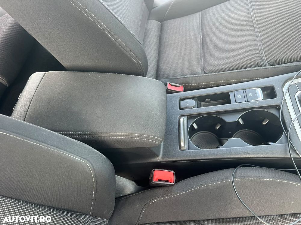 Volkswagen Passat 1.5 TSI OPF Comfortline - 15