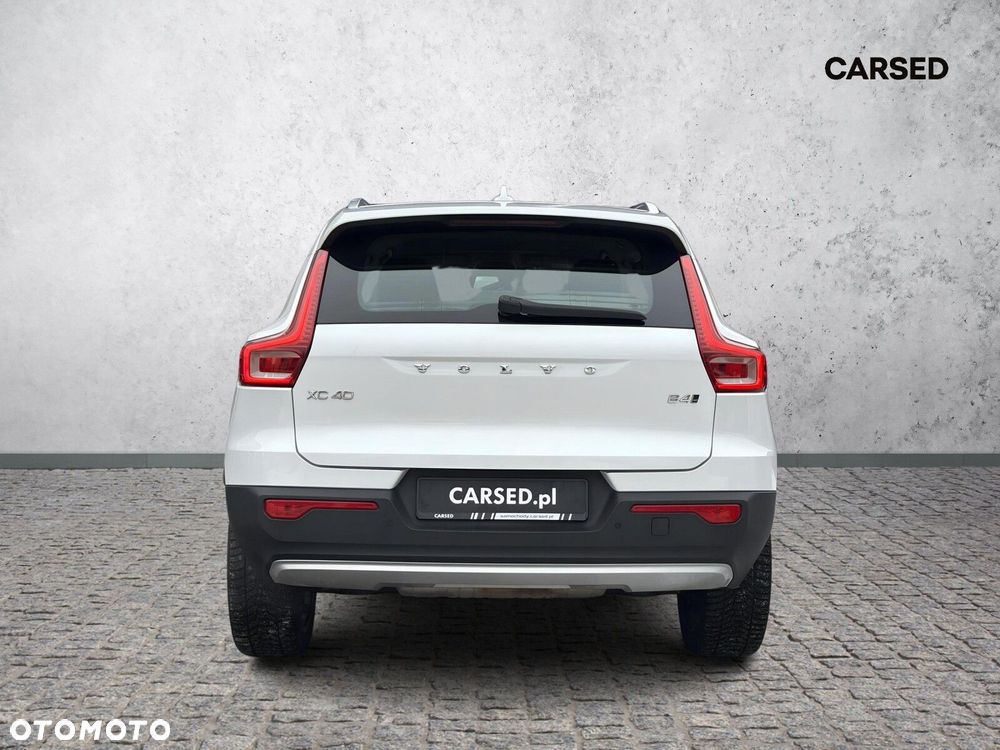 Volvo XC 40 - 6