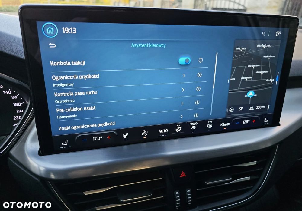 Ford Focus 1.5 EcoBlue Start-Stopp-System TITANIUM EDITION - 25