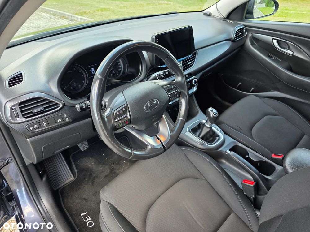Hyundai i30 1.0 T-GDI Connect & Go - 10