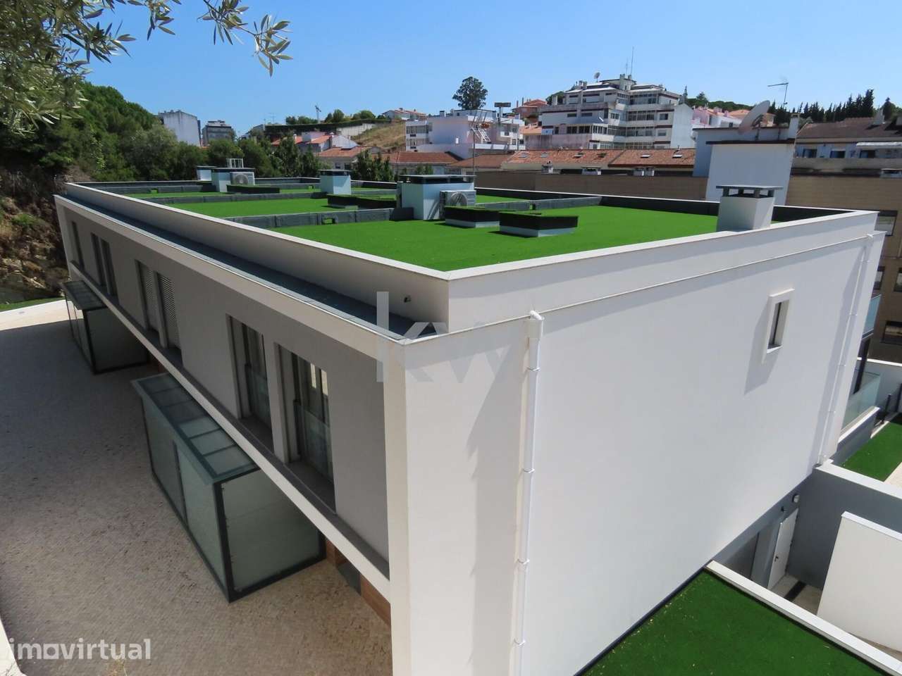Moradia T3 de luxo em condomínio fechado em Leiria - Grande imagem: 2/23