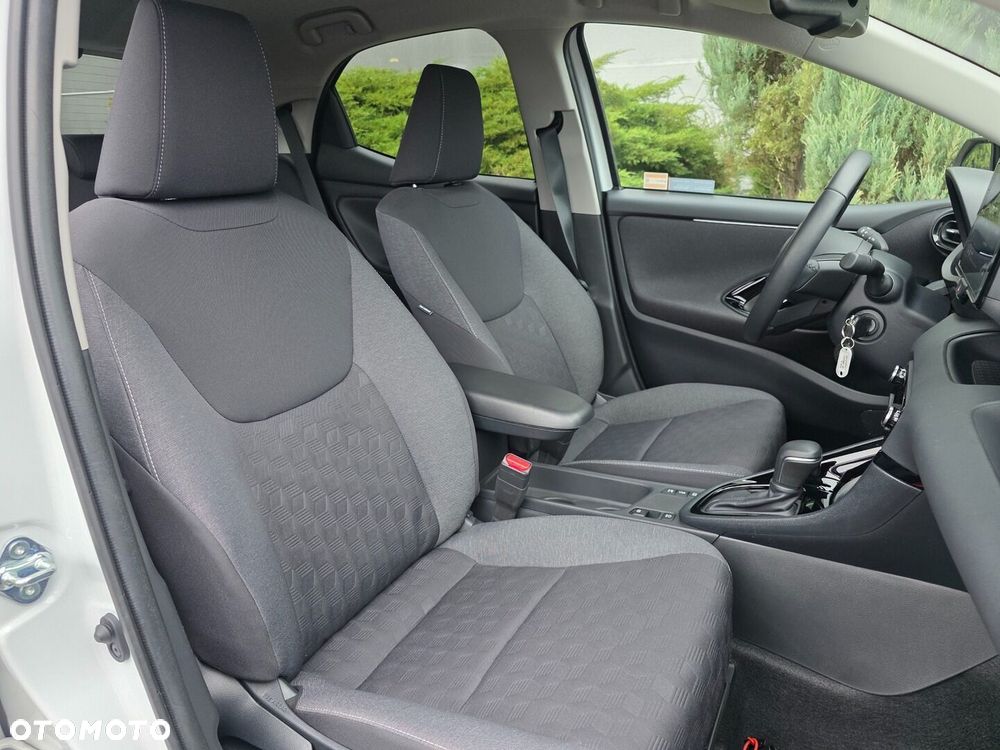 Toyota Yaris Hybrid 1.5 Style - 20