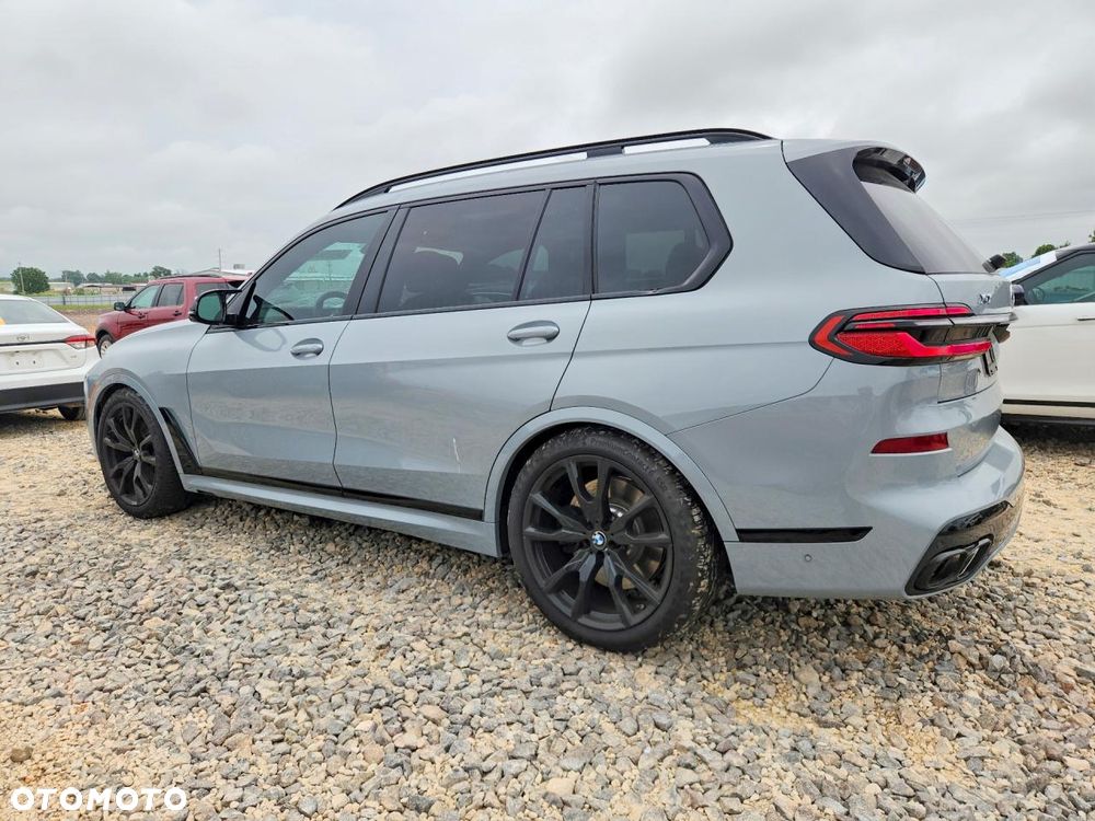 BMW X7 M60i xDrive - 5